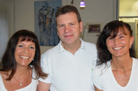 Foto Dr. Hannich und zwei Mitarbeiterinnen
